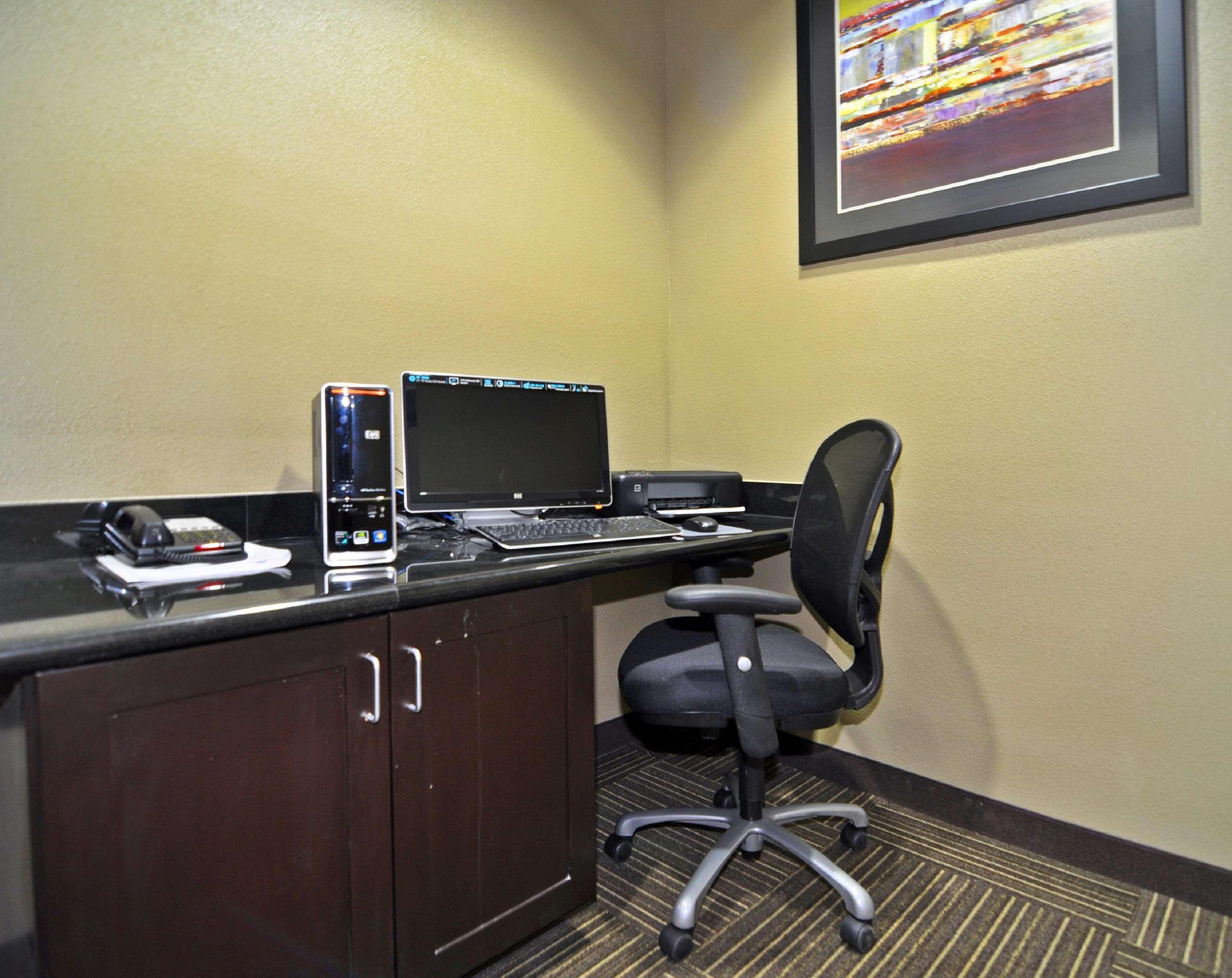 Best Western Giddings Inn & Suites Faciliteiten foto
