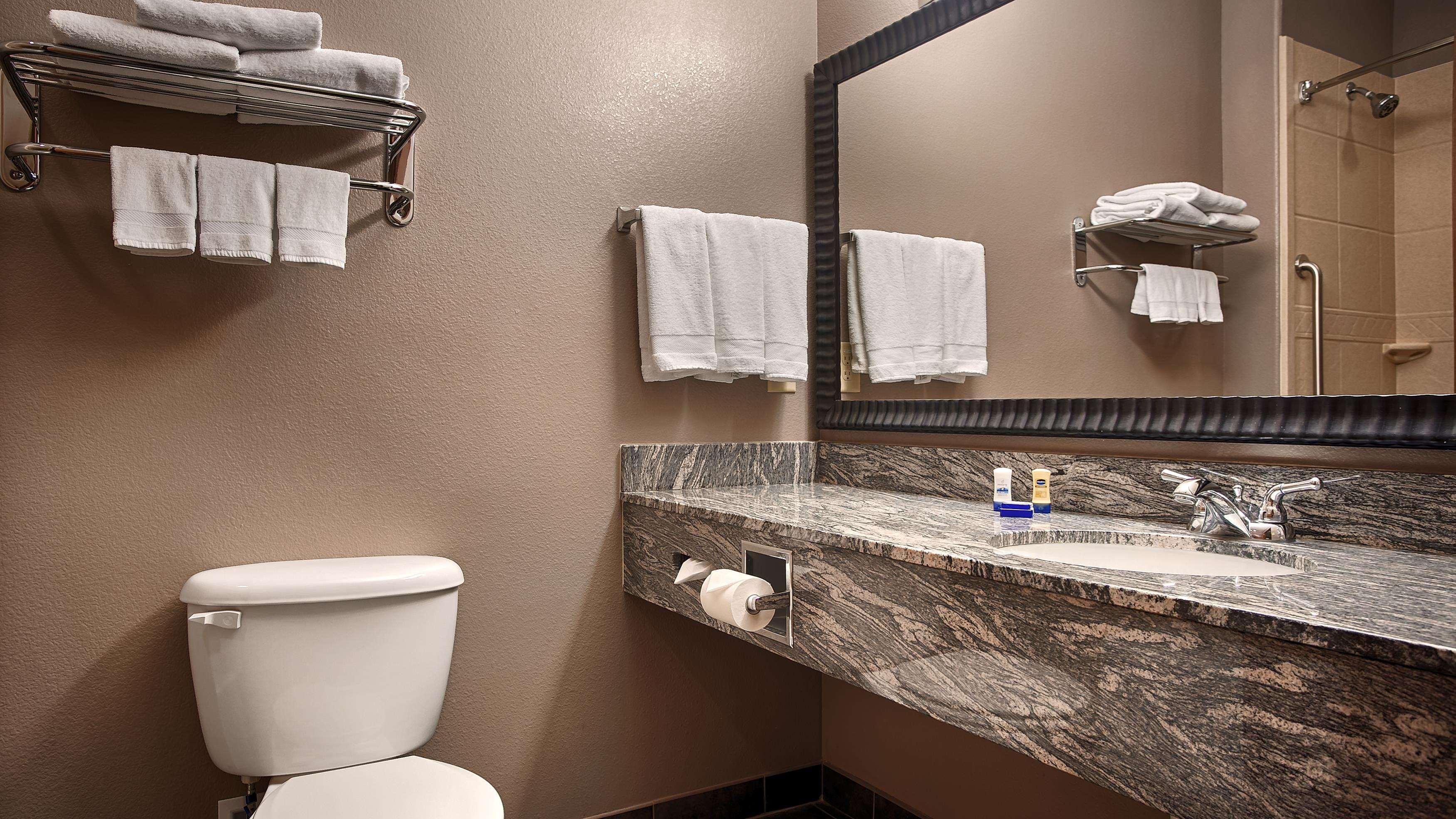 Best Western Giddings Inn & Suites Buitenkant foto