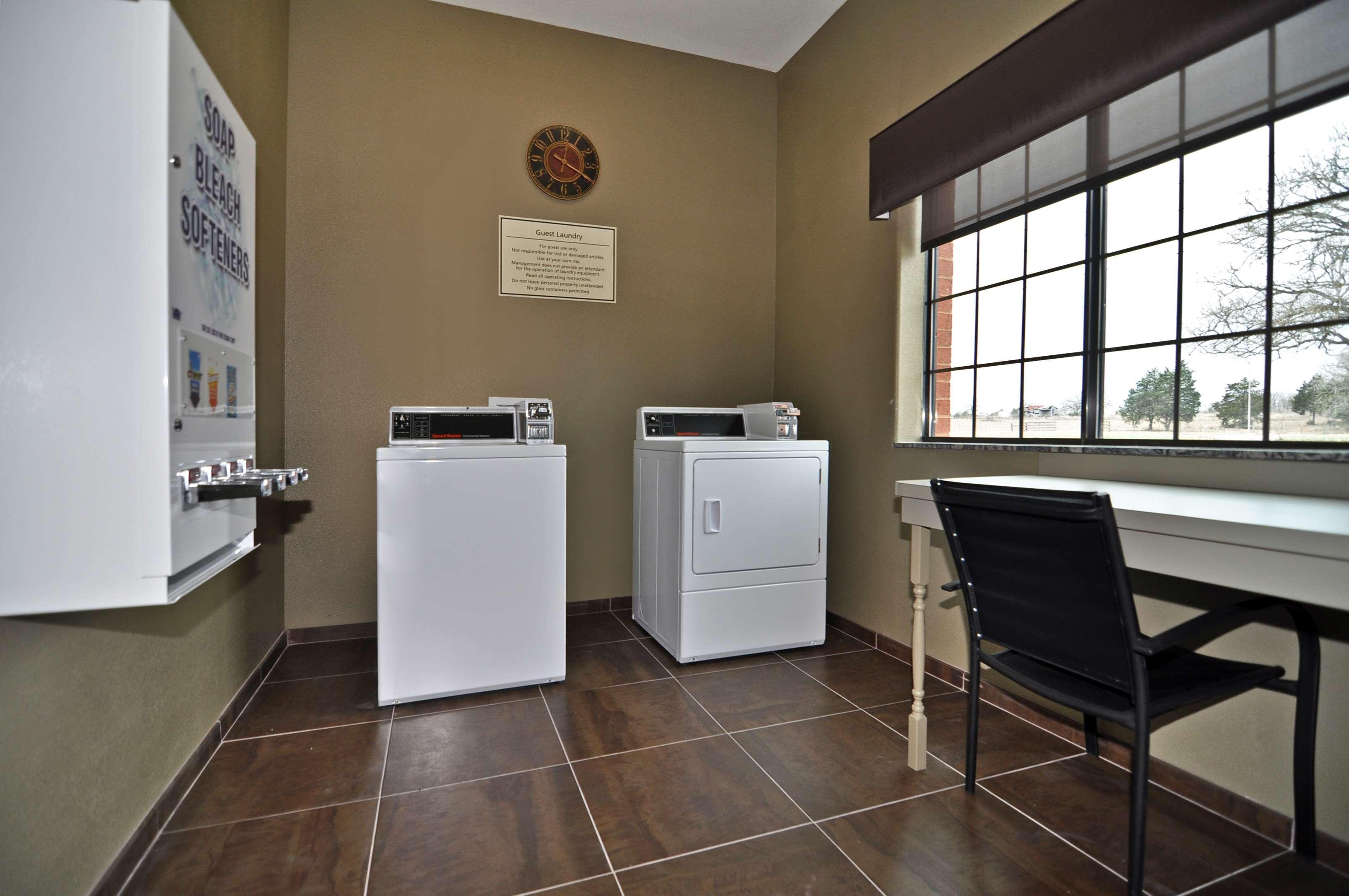 Best Western Giddings Inn & Suites Faciliteiten foto